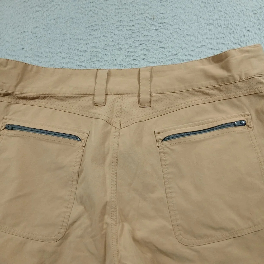 Huk‎ Fishing Performance Shorts Mens XXL Tan Khaki Cargo Pockets Outdoor